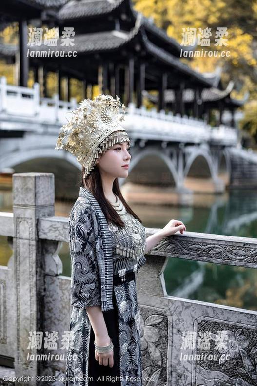 秀人网 - 套图里的刘婷婷，果然每一刻都是细腻的秘密，真想分享给更多人！
