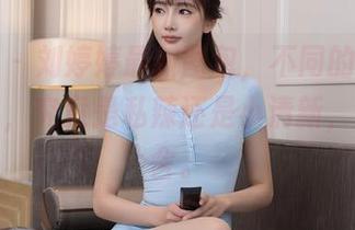 秀人网 – 刘婷婷最新图包，不同的女孩角色展现，究竟是私辣还是小清新，真难取舍。