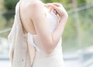 秀人网 – 林子遥的旅拍精品写真合集，配得上人生中的每一段插曲，好听吗？