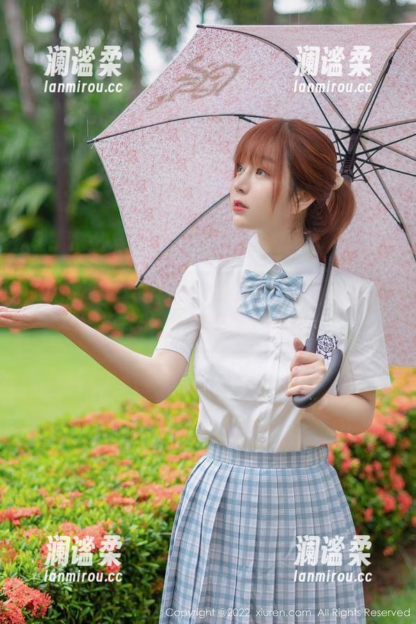 秀人网 - 福利写真，白甜全力以赴，结果白得让人半梦半醒，啧啧。