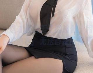 秀人网 – 这才是糯美子的瑜伽：用无圣光写下的图包，无法自拔的惬意！