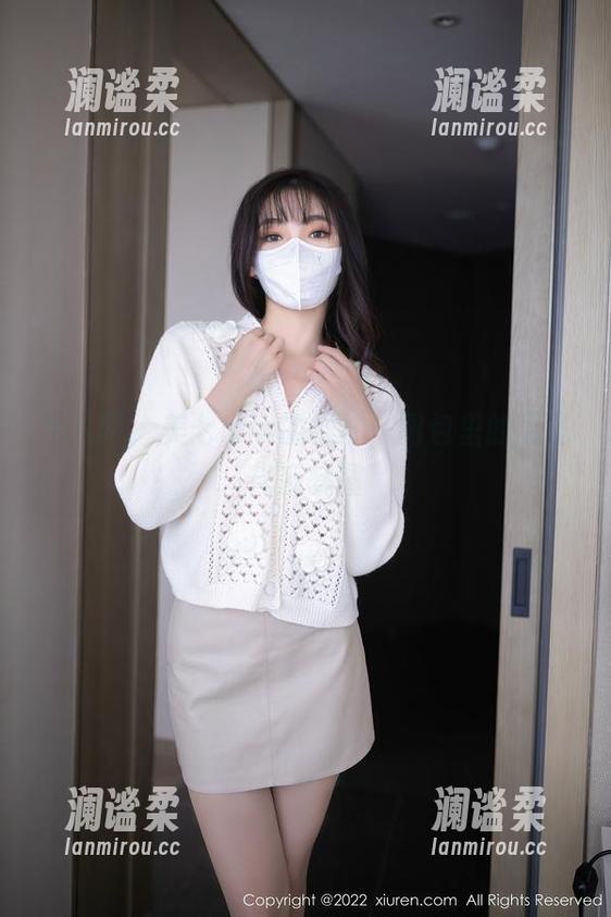 秀人网 - 美七mia的棉袜，图包里的无圣光反转图