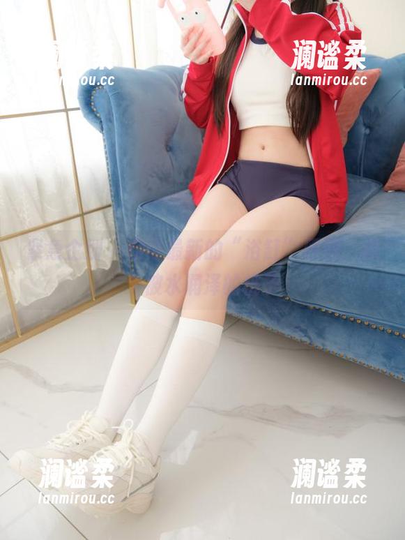 紧急企划 - 樱可最新的“浴缸”原图，像个被水润泽的桃子