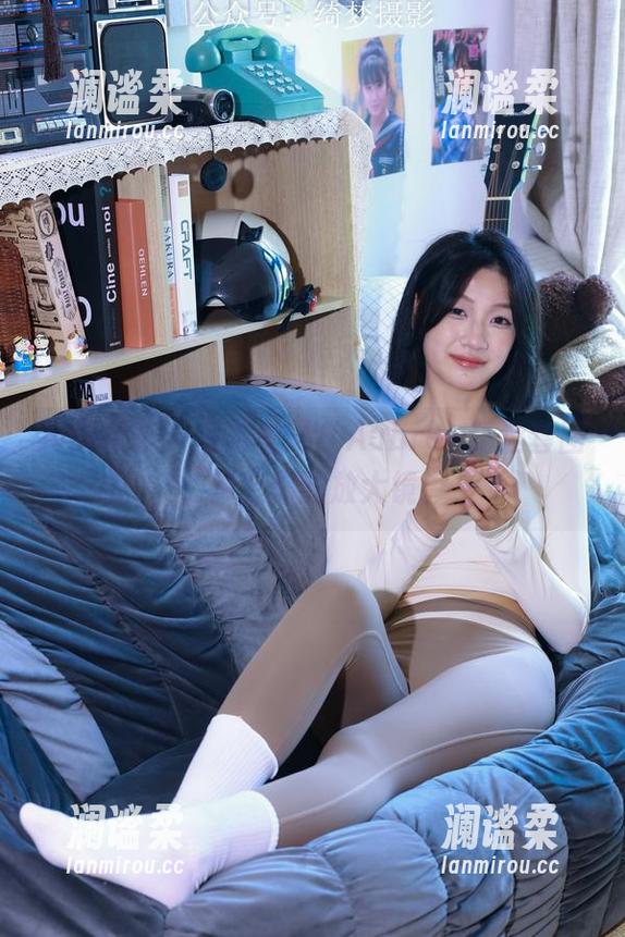 绮梦摄影 - 高清呈现，Aubrey精选套图，戴上你的放大镜！