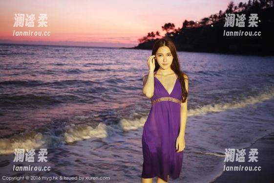 美媛馆 - 好吧，黑丝控看过来——伊雨蔓Fiona的写真图册大开箱！