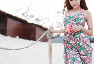 美媛馆 – 妮儿Bluelabel与浴缸：原图传递出泡澡的解压理念，资源也是水灵灵的
