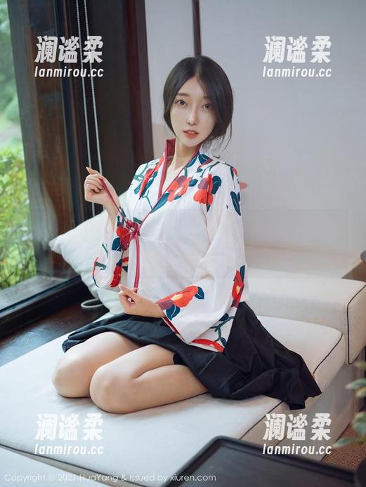 花漾show - 穿上水手服的媛媛酱belle，精选图片让人移动翘首！