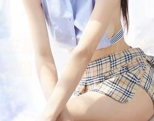蜜桃社 – 在缇娜美Tinami的全套制服里，作品里的每一寸都是撩人的魔力。