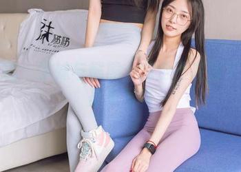 袜啵啵 – 学妹与熊熊：完全不在话下的无圣光写真