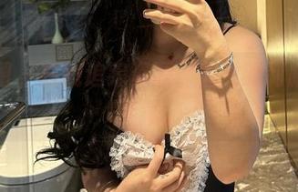 微密圈 – 在线追踪资源，詹詹的制服是个宝藏。