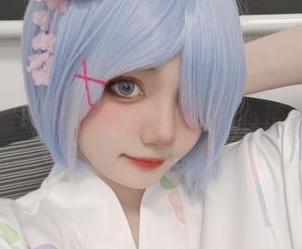 许枳透明写真更新，不小心透了点…