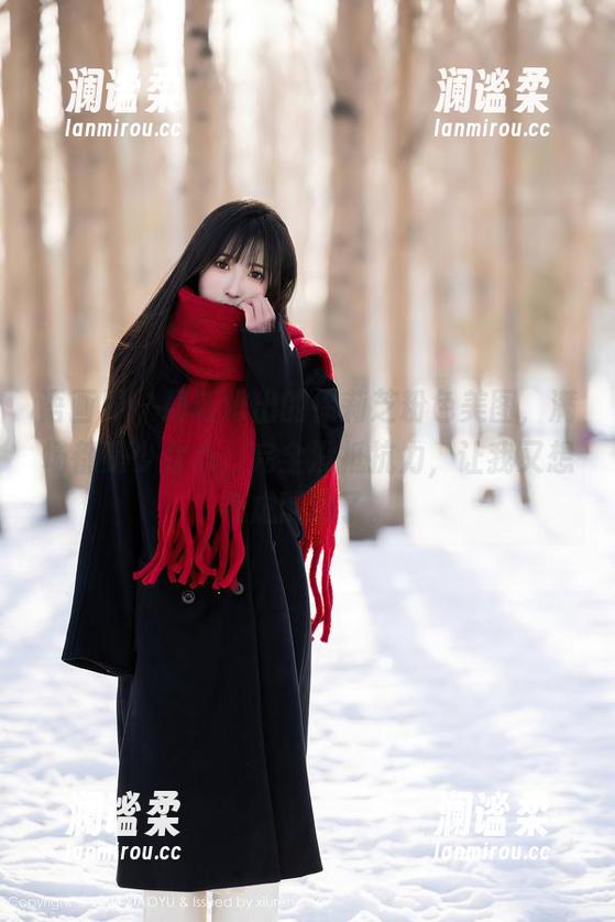 语画界 - 最新推出的徐莉芝粉色美图，满场都是少女心，完全没抵抗力，让我又想考虑配饰了。