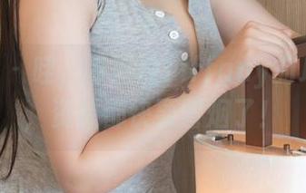 青豆客 – 哇，陈嘉嘉Tiffany的JK原图，资源都快要冒烟了！