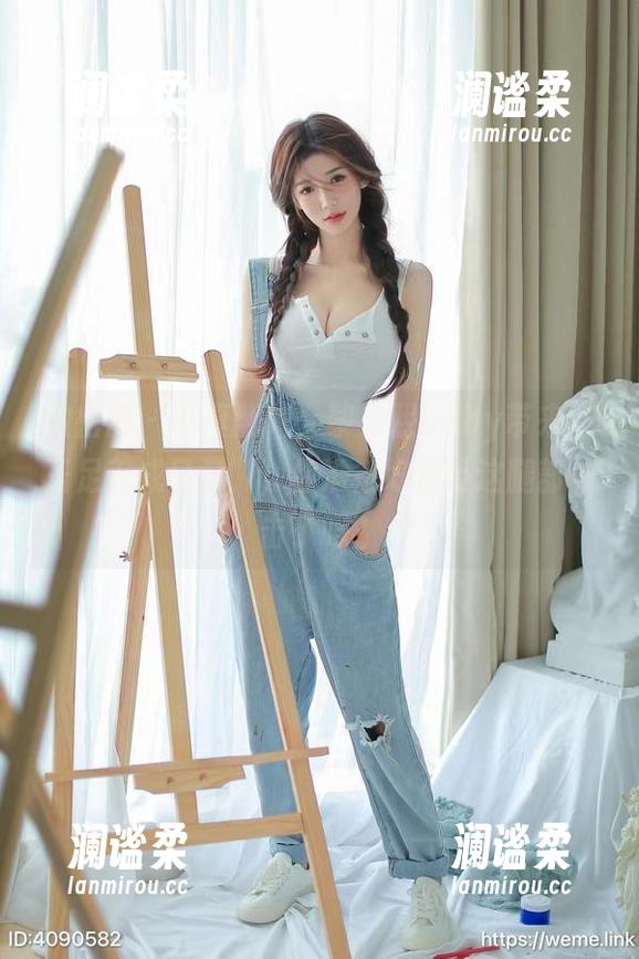 微密圈 - 写真翻牌，黎允熙baby带来“玉足养成日记”，你准备好接受这腿部冲击了吗？