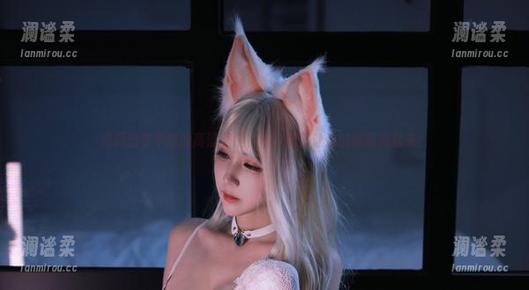 资源出奇不意的高清美腿，黑白御猫让你的眼睛亮起来！